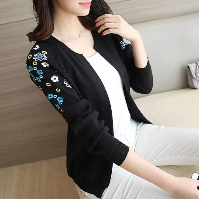 2018 female knit cardigan