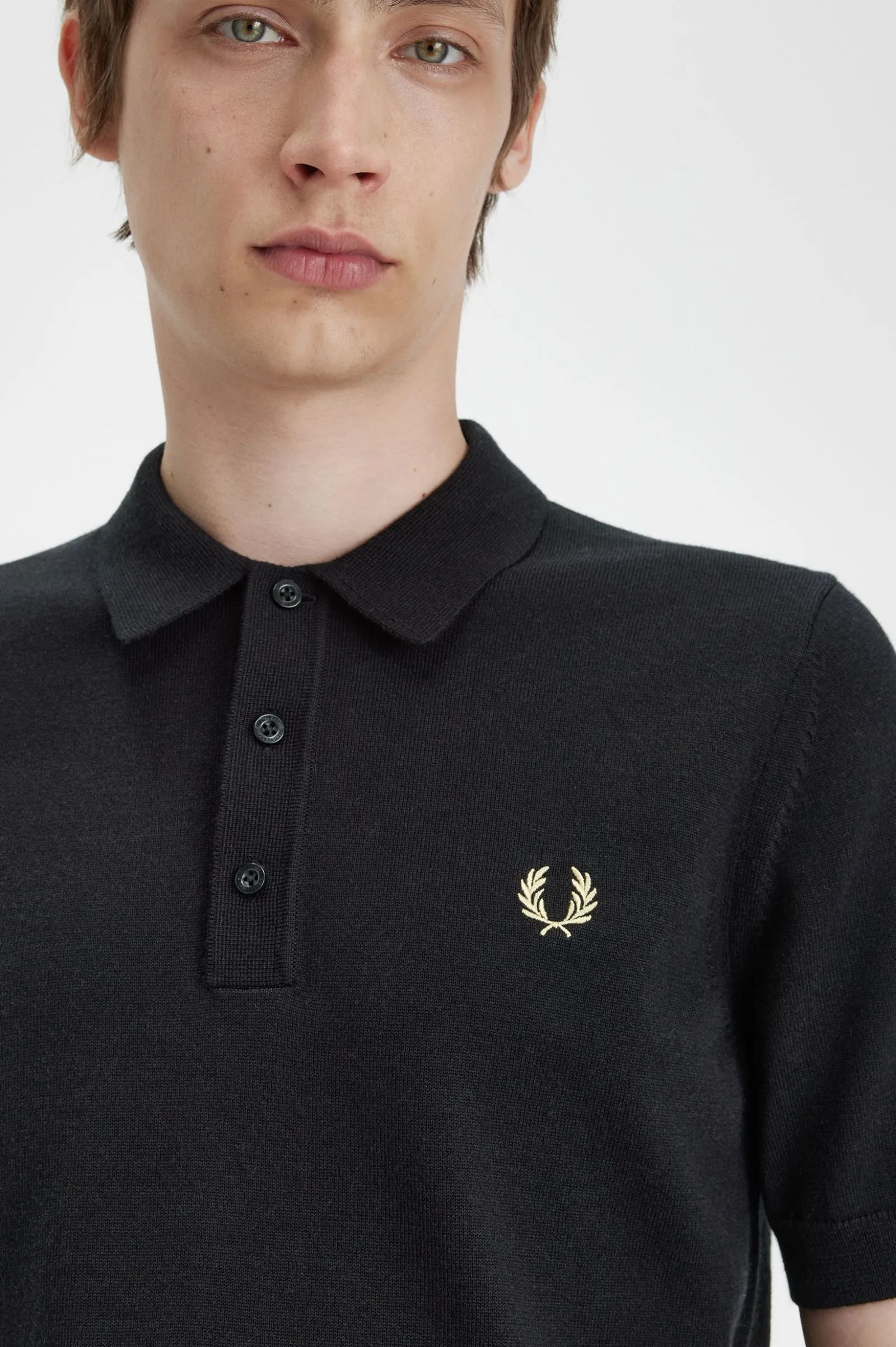 CLASSIC KNITTED SHIRT
