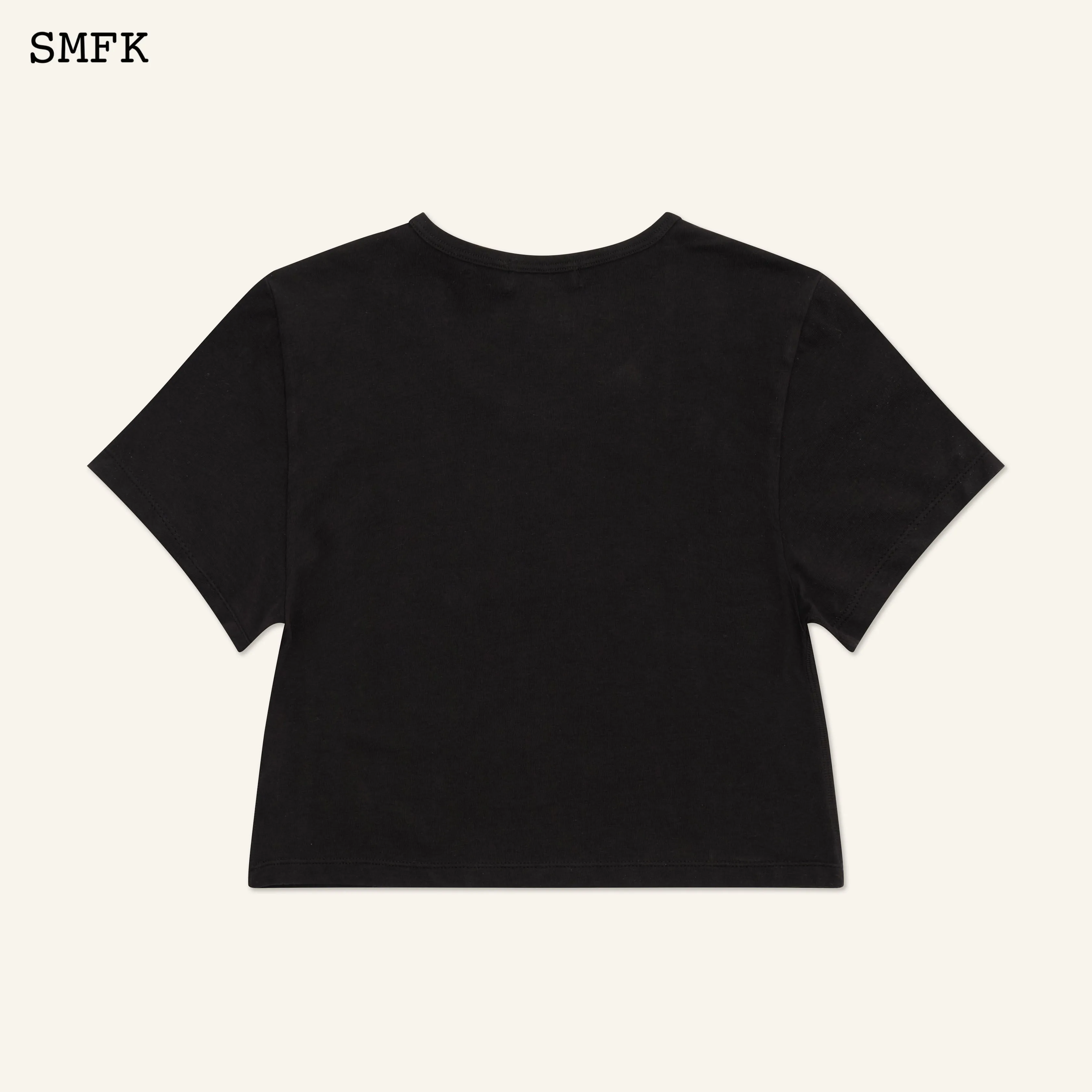 Compass Cross Classic Sporty Tights Tee In Black