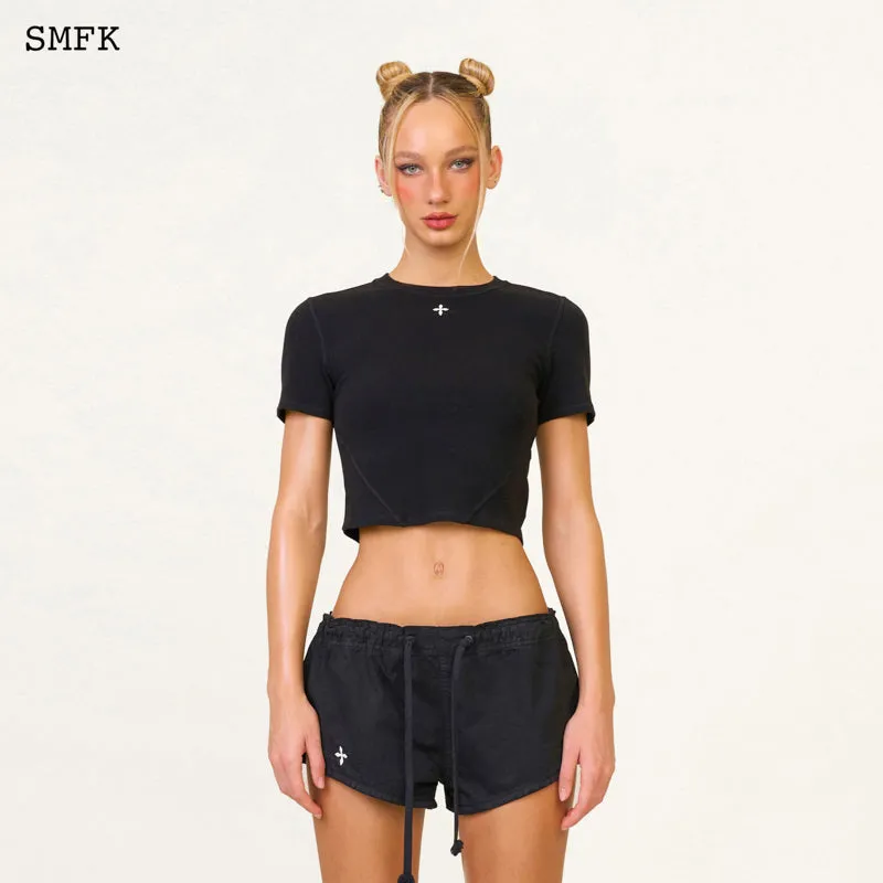 Compass Cross Classic Sporty Tights Tee In Black