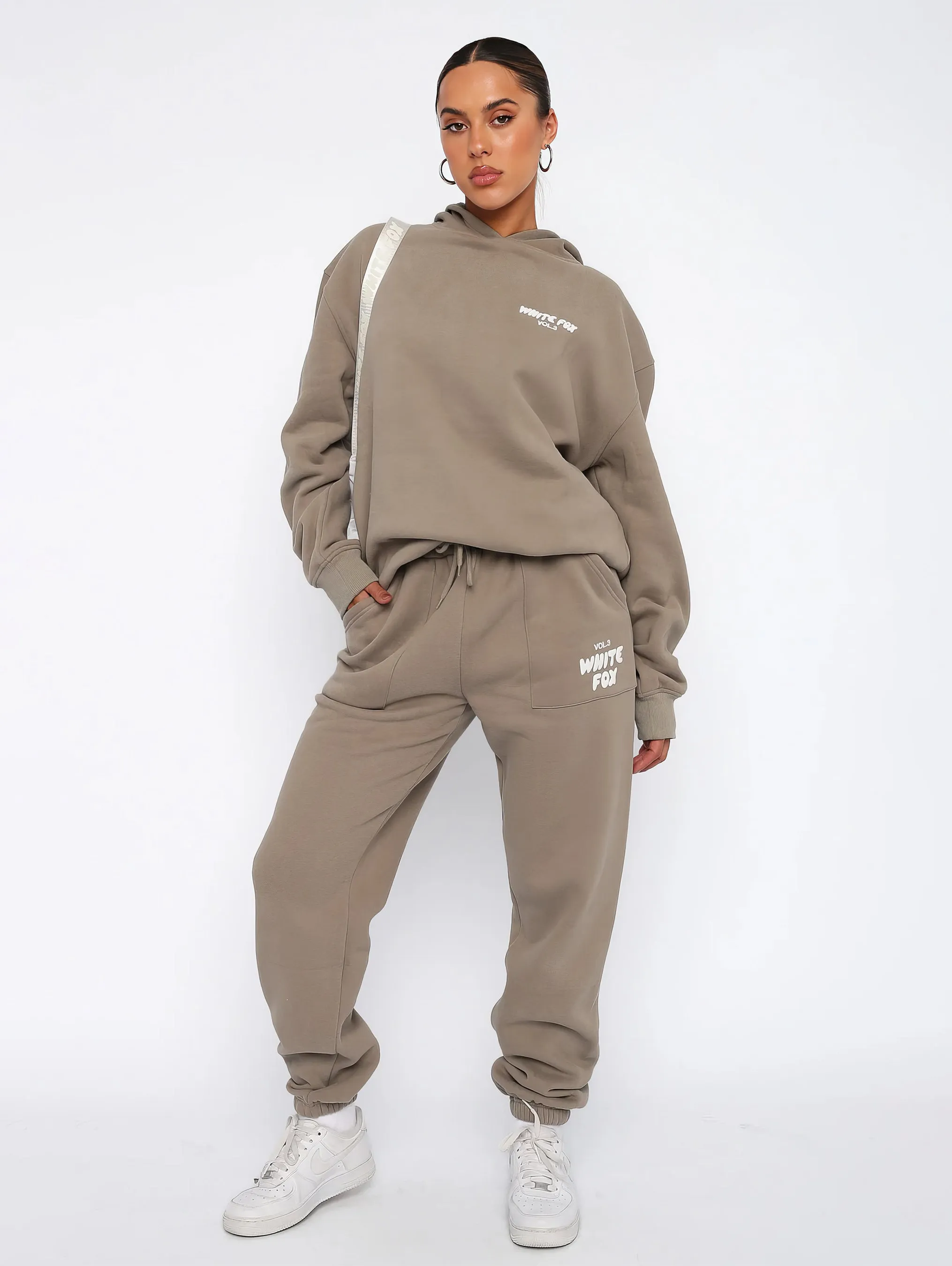 Trendy dames trainingspak - Dionne