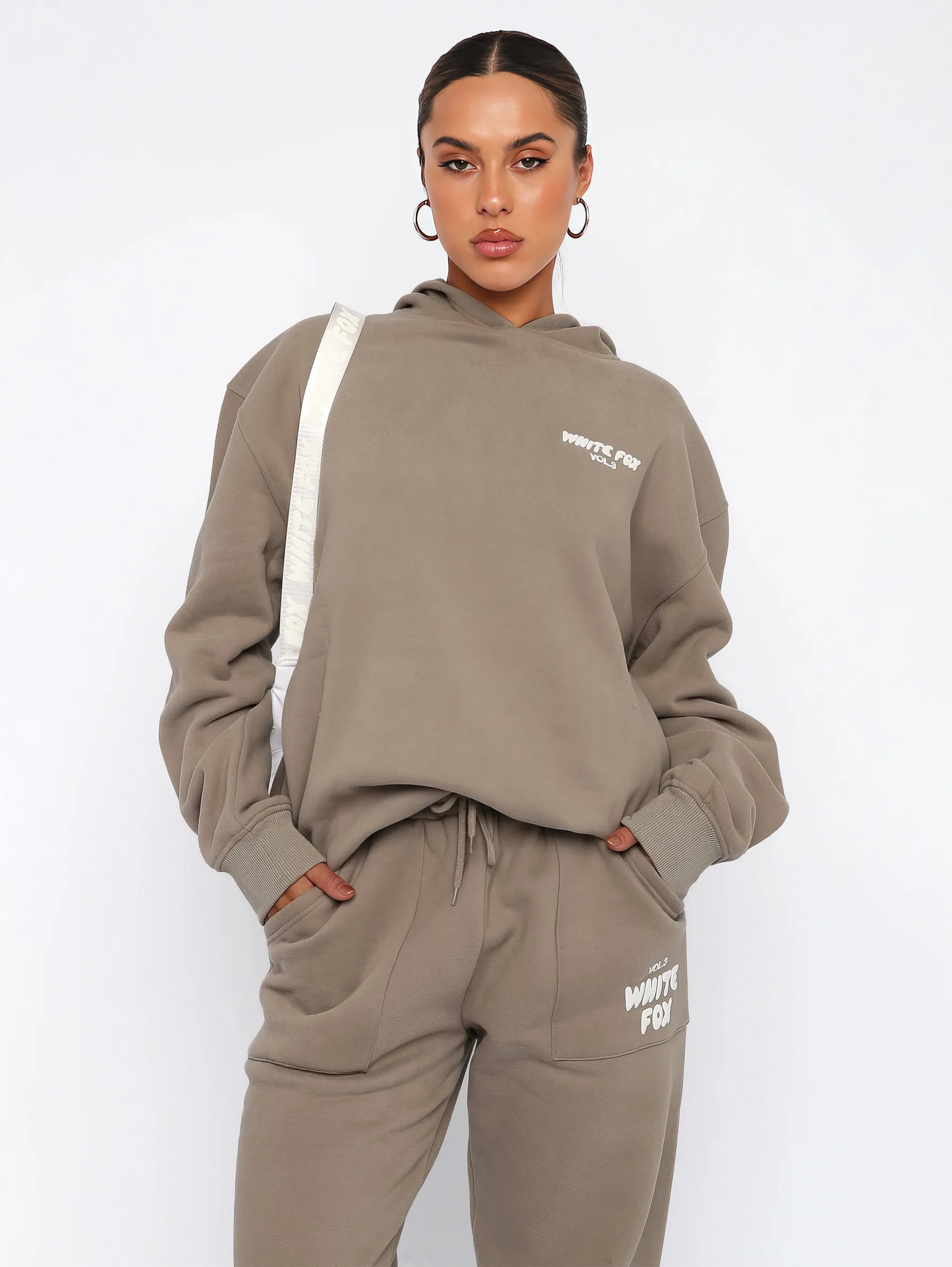Trendy dames trainingspak - Dionne